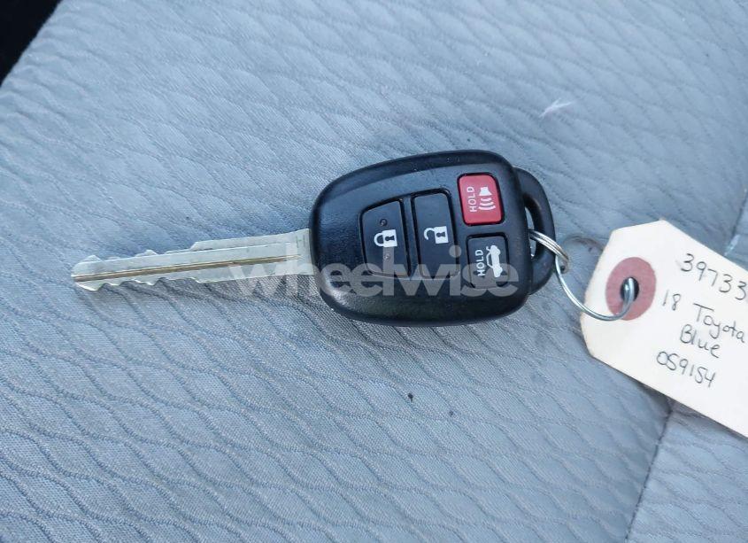 Photo 11 of 2018 Toyota Corolla LE (VIN 2T1BURHE0JC059154)