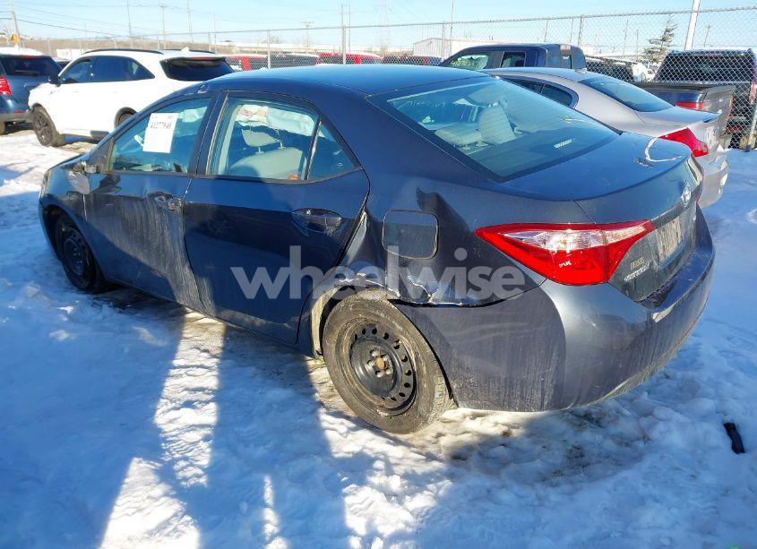 Photo 3 of 2018 Toyota Corolla LE (VIN 2T1BURHE0JC059154)