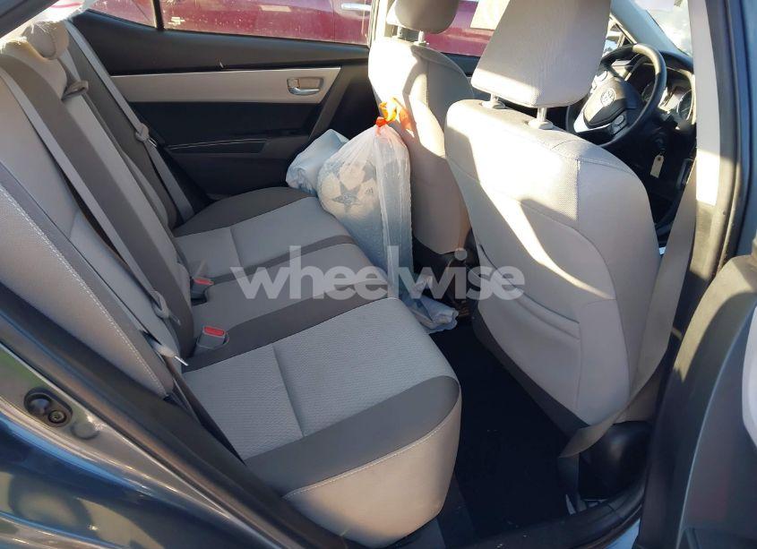 Photo 8 of 2018 Toyota Corolla LE (VIN 2T1BURHE0JC059154)