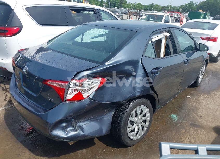 Photo 4 of 2018 Toyota Corolla LE (VIN 2T1BURHE0JC069246)