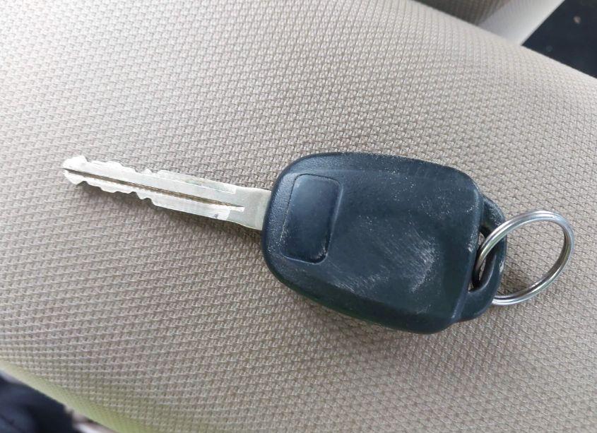 Photo 11 of 2018 Toyota Corolla LE (VIN 2T1BURHE0JC076391)