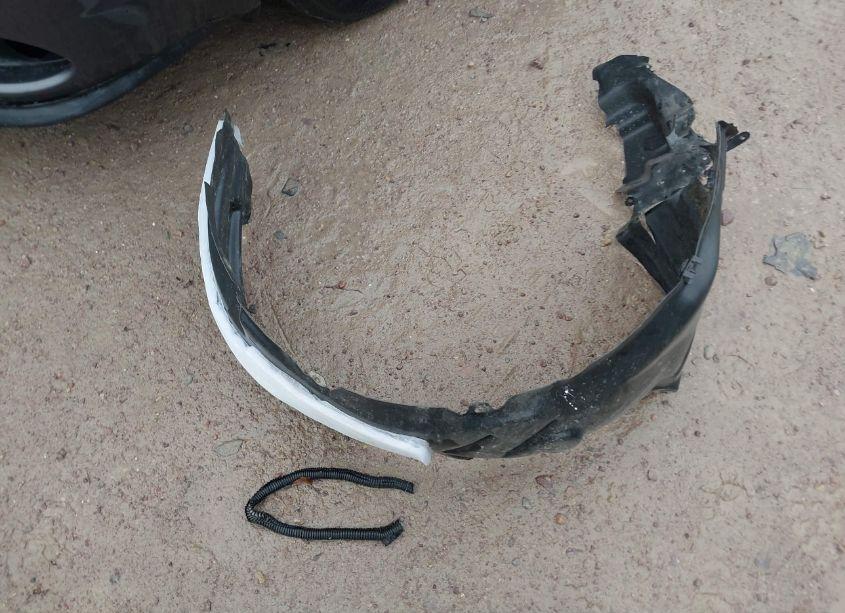 Photo 12 of 2018 Toyota Corolla LE (VIN 2T1BURHE0JC076391)