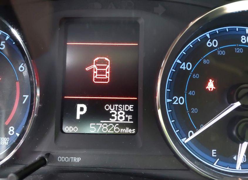 Photo 16 of 2018 Toyota Corolla LE (VIN 2T1BURHE0JC076391)