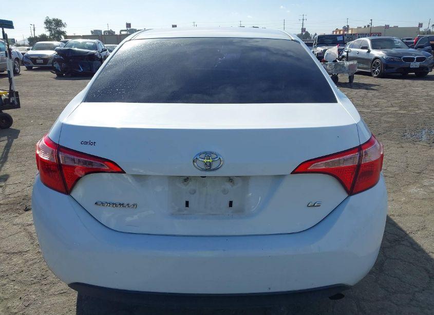 Photo 17 of 2018 Toyota Corolla LE (VIN 2T1BURHE0JC104691)