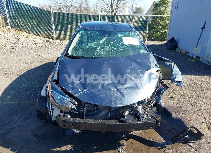 Photo 6 of 2018 Toyota Corolla LE (VIN 2T1BURHE0JC108367)