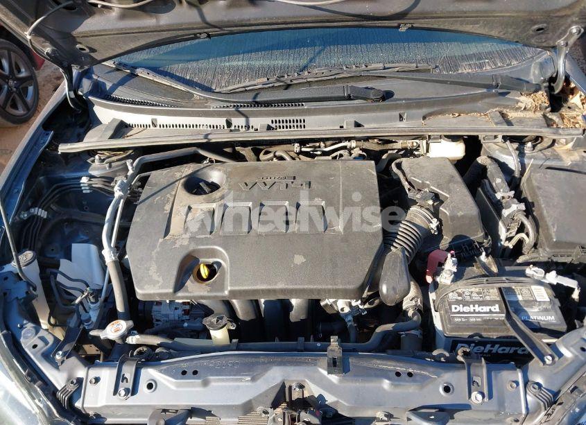 Photo 10 of 2018 Toyota Corolla LE (VIN 2T1BURHE0JC114007)