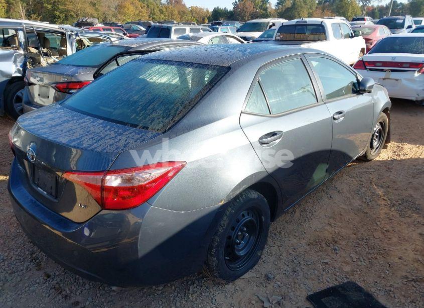 Photo 4 of 2018 Toyota Corolla LE (VIN 2T1BURHE0JC114007)