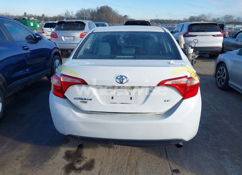 Photo 16 of 2018 Toyota Corolla L/LE/XLE/SE/XSE (VIN 2T1BURHE0JC117960)