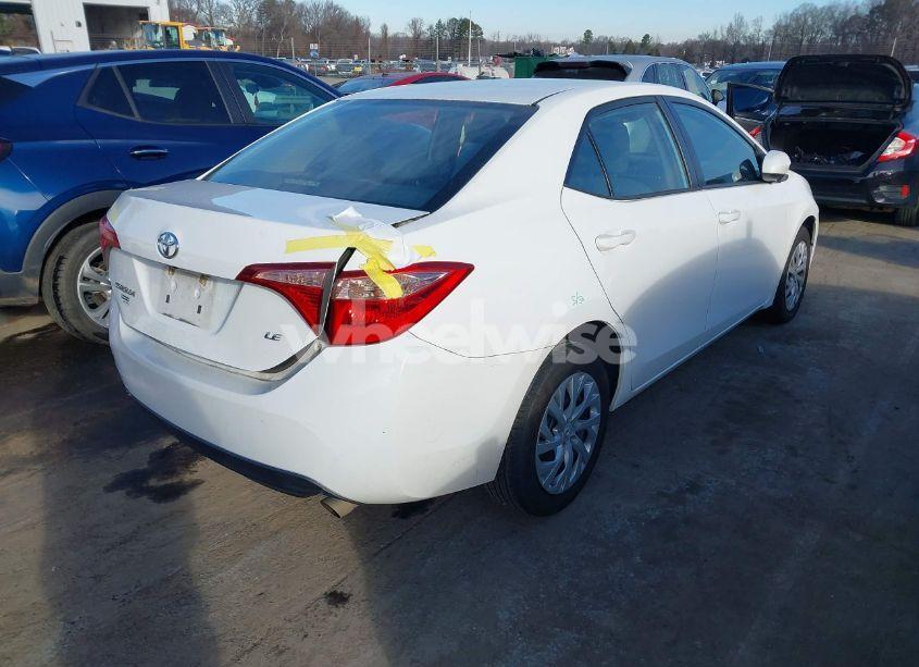 Photo 4 of 2018 Toyota Corolla L/LE/XLE/SE/XSE (VIN 2T1BURHE0JC117960)