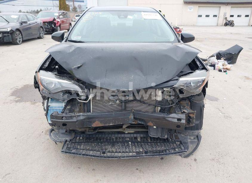 Photo 6 of 2018 Toyota Corolla LE (VIN 2T1BURHE0JC965594)
