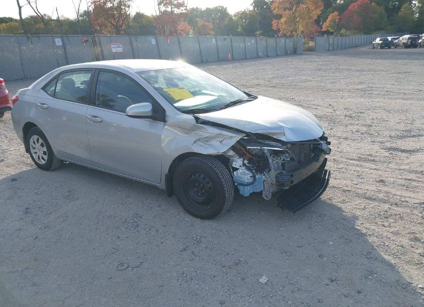 2018 Toyota Corolla L (VIN 2T1BURHE0JC970472) main photo