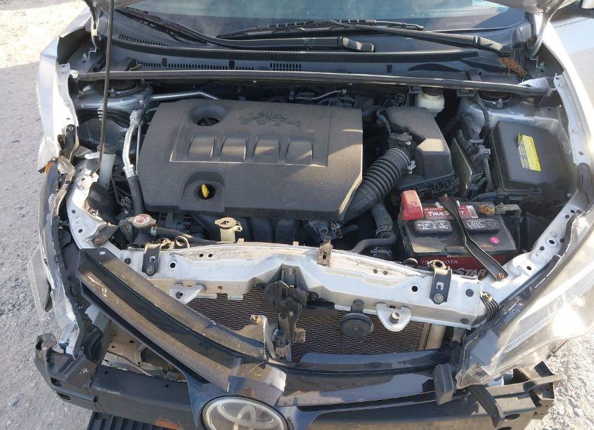 Photo 10 of 2018 Toyota Corolla L (VIN 2T1BURHE0JC970472)