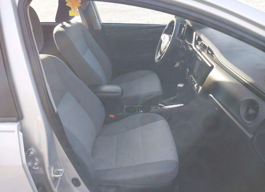 Photo 5 of 2018 Toyota Corolla L (VIN 2T1BURHE0JC970472)