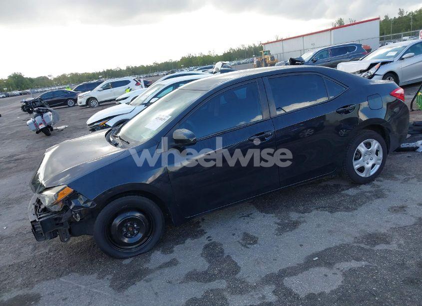 Photo 2 of 2018 Toyota Corolla LE (VIN 2T1BURHE0JC973310)