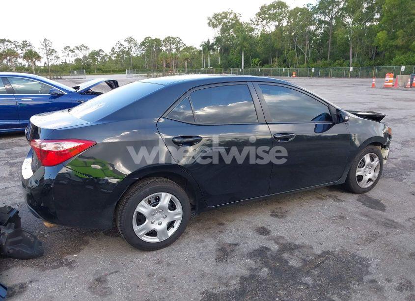 Photo 4 of 2018 Toyota Corolla LE (VIN 2T1BURHE0JC973310)