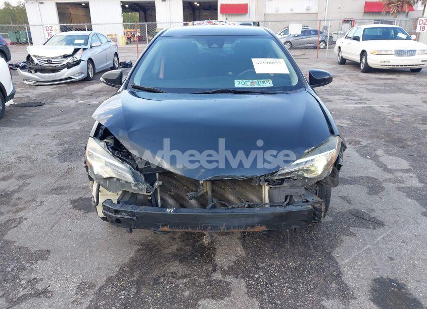Photo 6 of 2018 Toyota Corolla LE (VIN 2T1BURHE0JC973310)