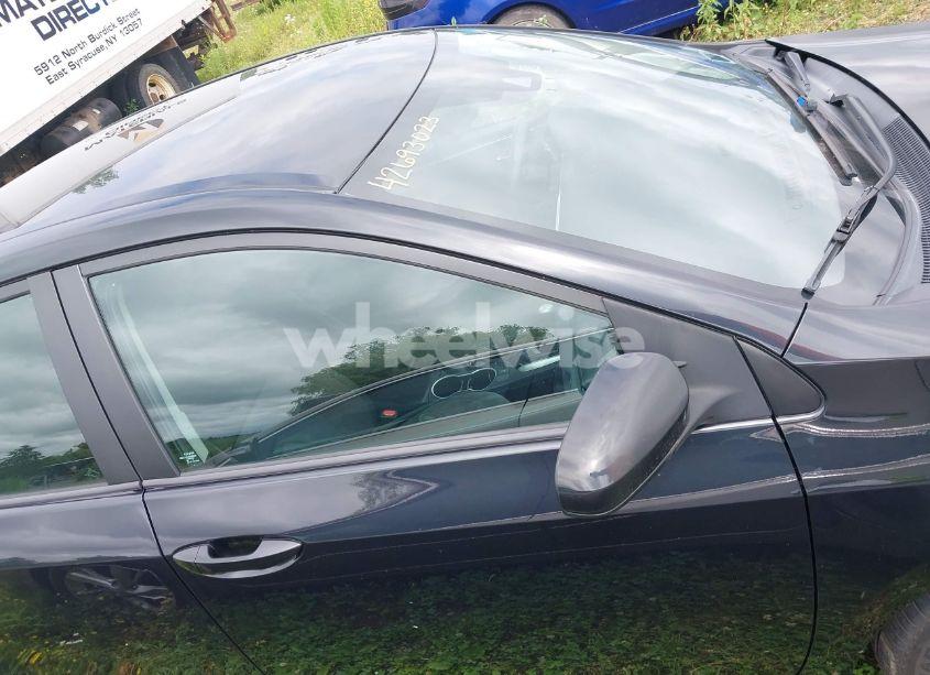 Photo 14 of 2018 Toyota Corolla LE (VIN 2T1BURHE0JC974876)