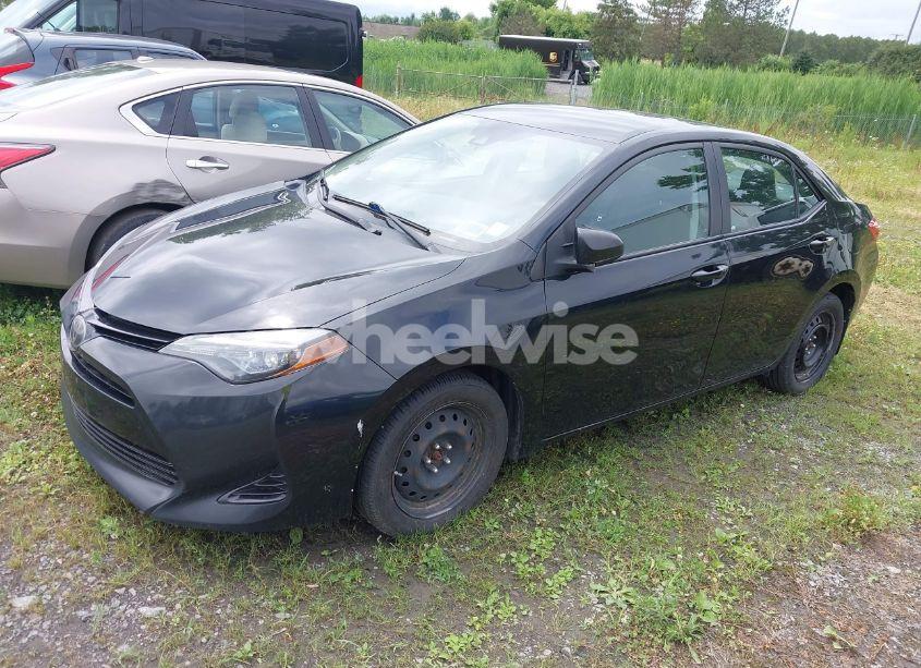 Photo 2 of 2018 Toyota Corolla LE (VIN 2T1BURHE0JC974876)