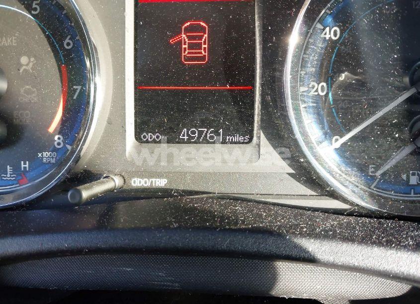 Photo 15 of 2018 Toyota Corolla LE (VIN 2T1BURHE0JC978166)