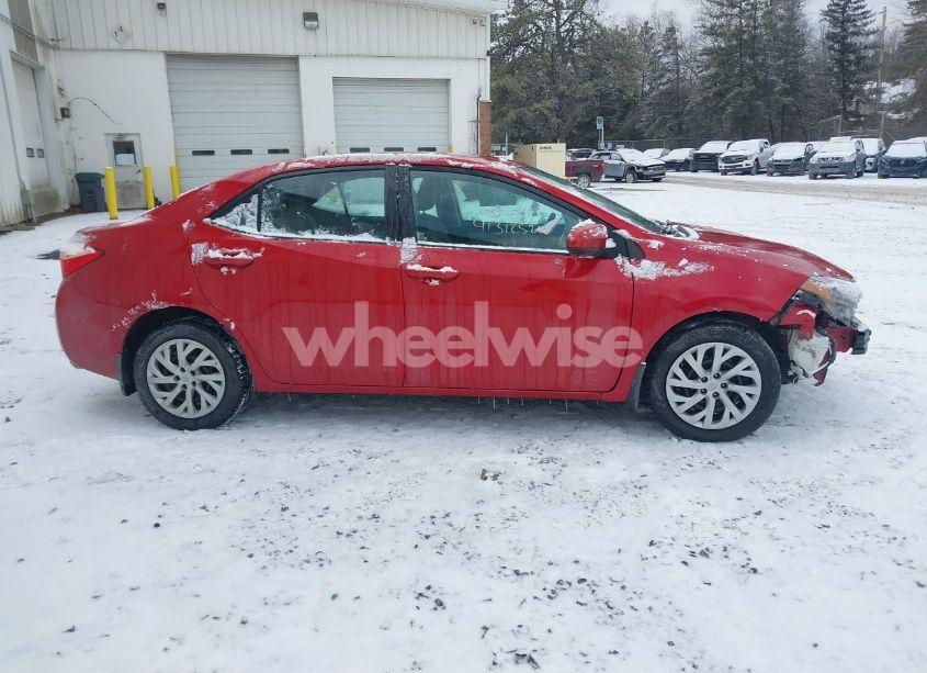 Photo 13 of 2018 Toyota Corolla LE (VIN 2T1BURHE0JC991547)