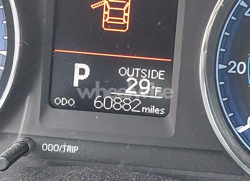 Photo 15 of 2018 Toyota Corolla LE (VIN 2T1BURHE0JC991547)