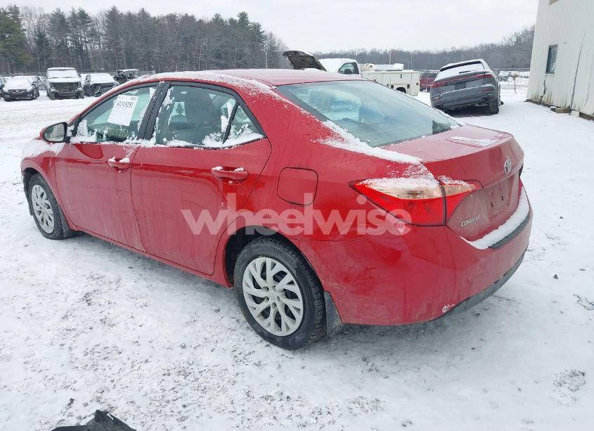 Photo 3 of 2018 Toyota Corolla LE (VIN 2T1BURHE0JC991547)