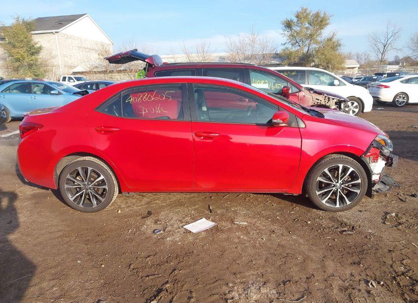 Photo 14 of 2018 Toyota Corolla SE (VIN 2T1BURHE0JC992102)