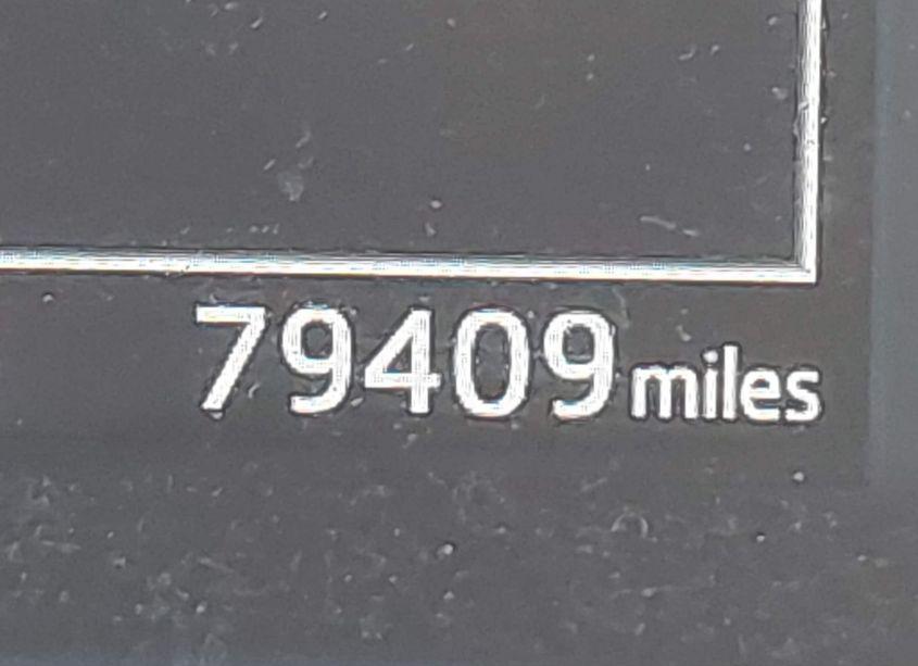 Photo 16 of 2018 Toyota Corolla SE (VIN 2T1BURHE0JC992102)