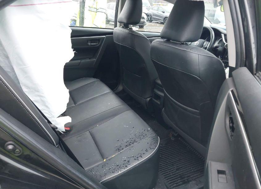 Photo 8 of 2018 Toyota Corolla XLE (VIN 2T1BURHE0JC995128)