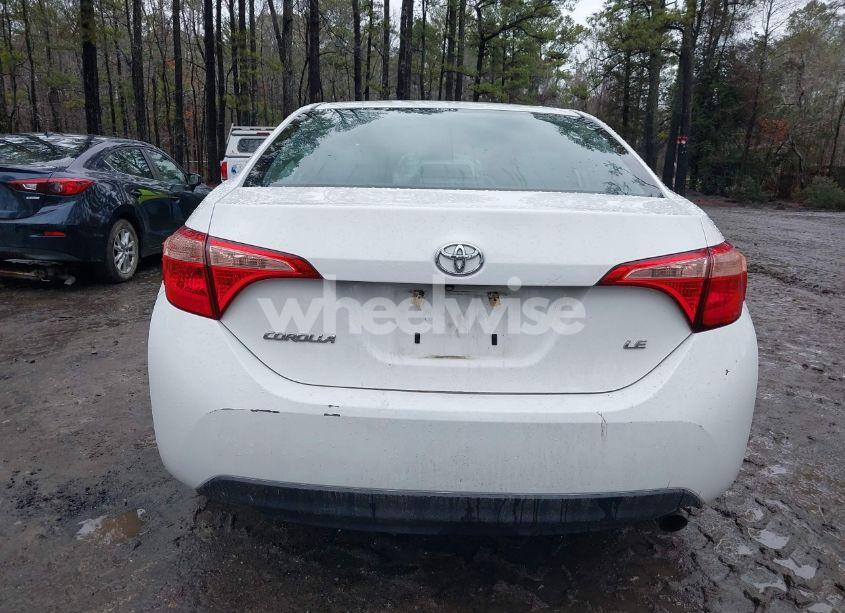Photo 17 of 2019 Toyota Corolla LE (VIN 2T1BURHE0KC150152)