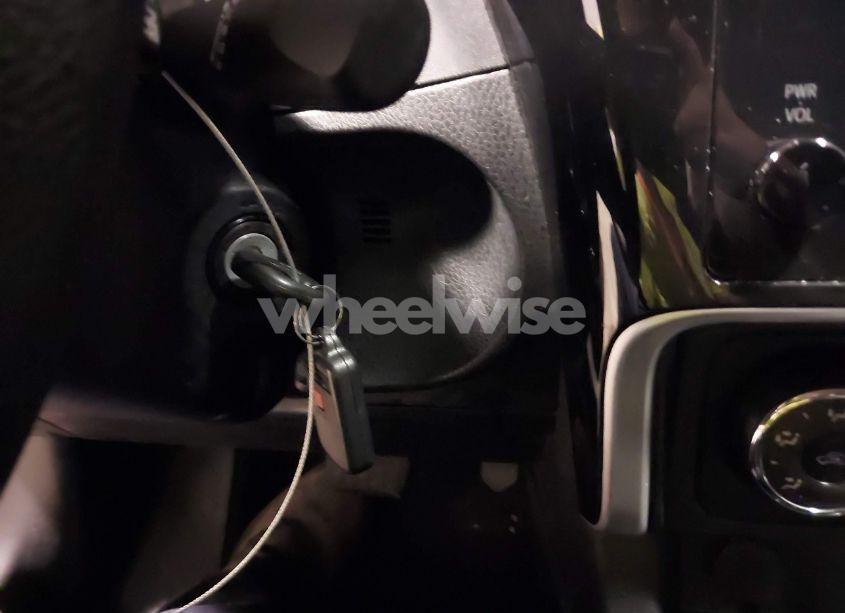 Photo 11 of 2019 Toyota Corolla L (VIN 2T1BURHE0KC166349)