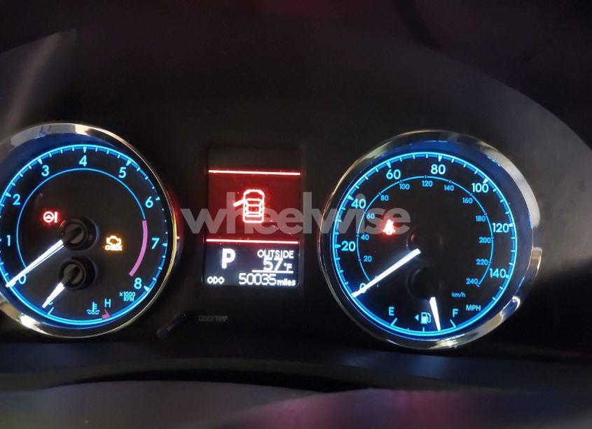 Photo 7 of 2019 Toyota Corolla L (VIN 2T1BURHE0KC166349)