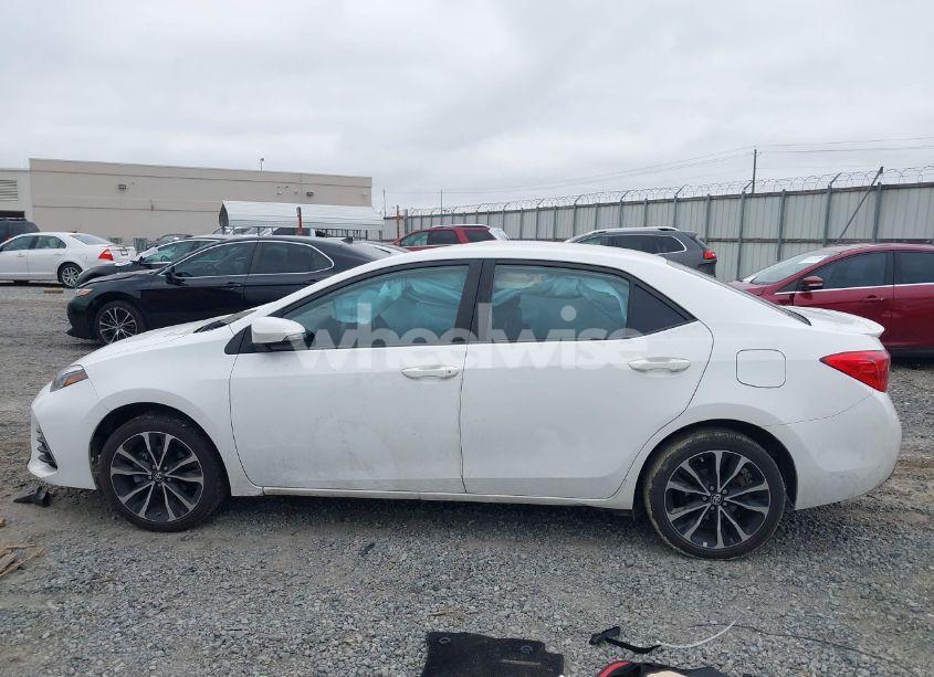 Photo 14 of 2019 Toyota Corolla SE (VIN 2T1BURHE0KC166805)