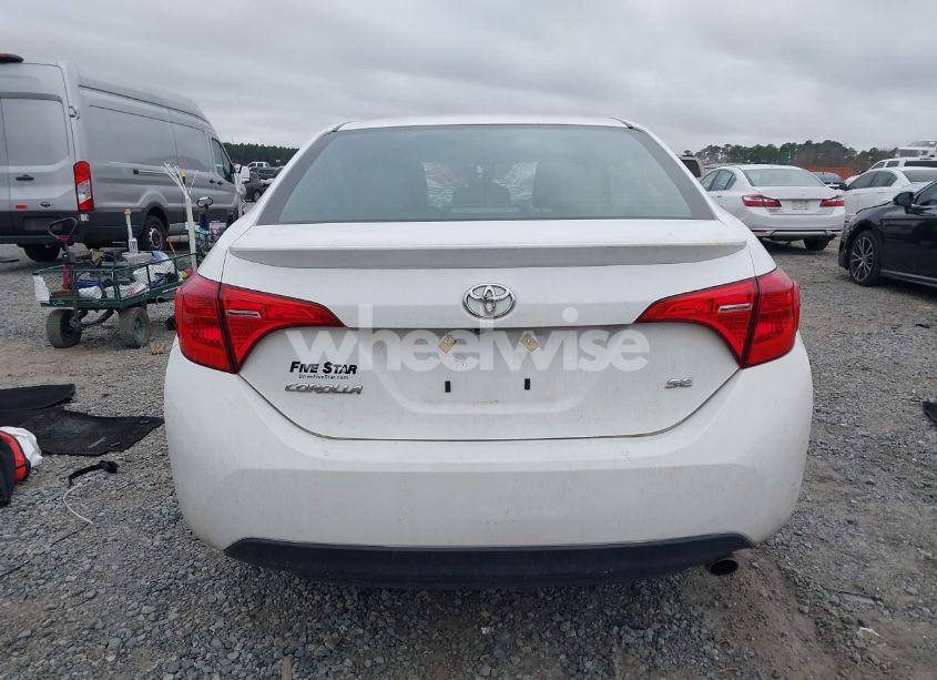 Photo 16 of 2019 Toyota Corolla SE (VIN 2T1BURHE0KC166805)