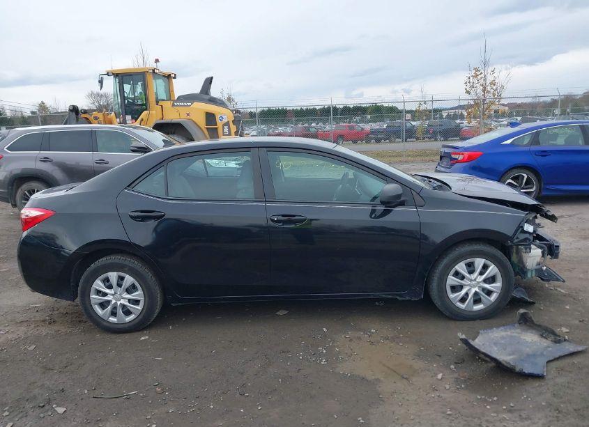 Photo 13 of 2019 Toyota Corolla L (VIN 2T1BURHE0KC166948)