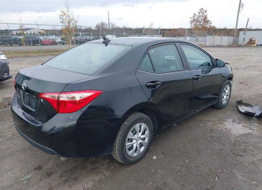 Photo 4 of 2019 Toyota Corolla L (VIN 2T1BURHE0KC166948)