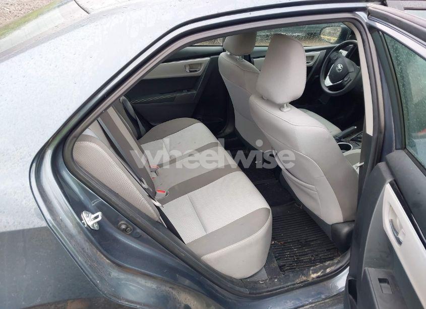 Photo 8 of 2019 Toyota Corolla LE (VIN 2T1BURHE0KC167730)