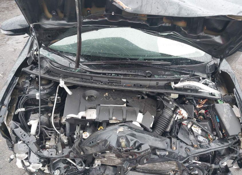 Photo 10 of 2019 Toyota Corolla SE (VIN 2T1BURHE0KC169266)