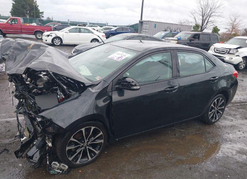 Photo 15 of 2019 Toyota Corolla SE (VIN 2T1BURHE0KC169266)