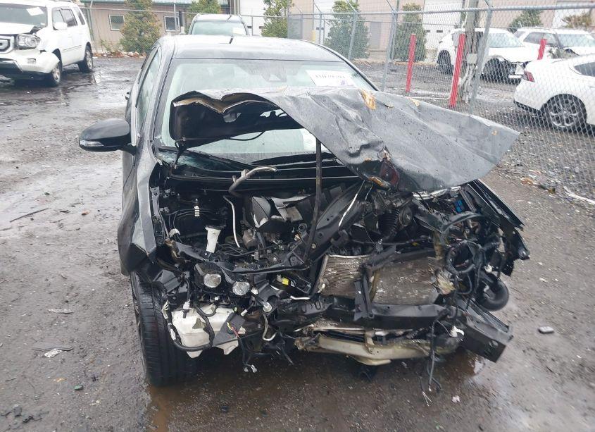 Photo 18 of 2019 Toyota Corolla SE (VIN 2T1BURHE0KC169266)