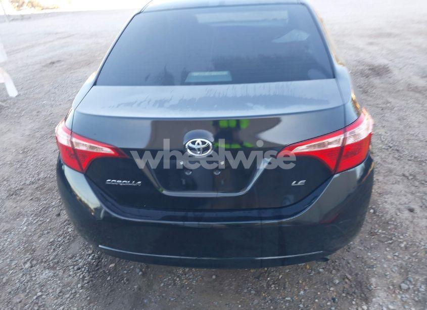 Photo 17 of 2019 Toyota Corolla LE (VIN 2T1BURHE0KC170529)