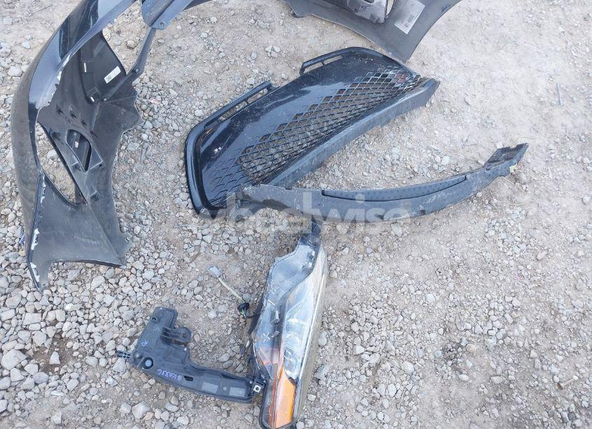 Photo 18 of 2019 Toyota Corolla LE (VIN 2T1BURHE0KC170529)