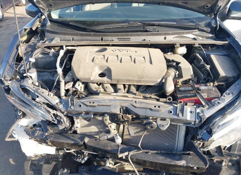 Photo 10 of 2019 Toyota Corolla LE (VIN 2T1BURHE0KC175147)