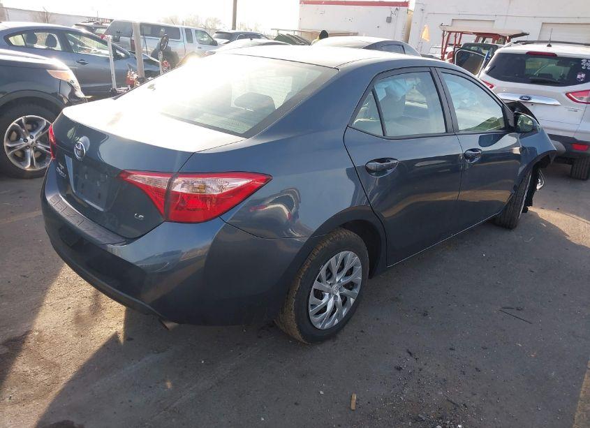 Photo 4 of 2019 Toyota Corolla LE (VIN 2T1BURHE0KC175147)