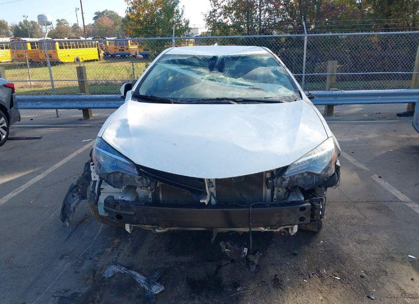 Photo 12 of 2019 Toyota Corolla LE (VIN 2T1BURHE0KC176296)