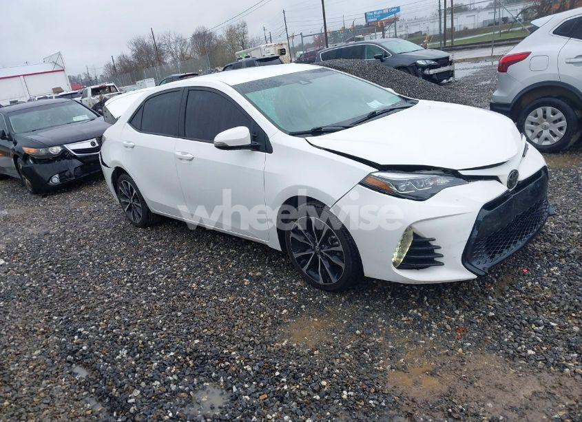 2019 Toyota Corolla SE (VIN 2T1BURHE0KC178372) main photo