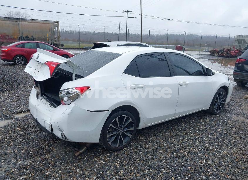 Photo 4 of 2019 Toyota Corolla SE (VIN 2T1BURHE0KC178372)