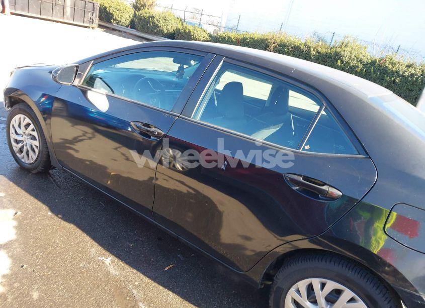 Photo 14 of 2019 Toyota Corolla LE (VIN 2T1BURHE0KC180073)