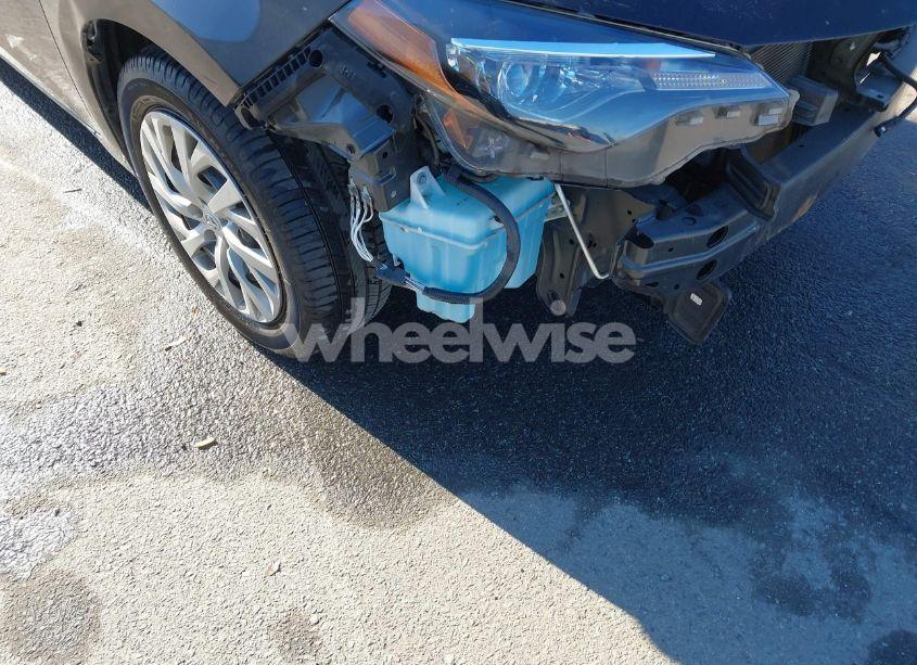 Photo 17 of 2019 Toyota Corolla LE (VIN 2T1BURHE0KC180073)