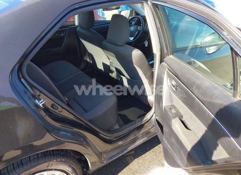 Photo 8 of 2019 Toyota Corolla LE (VIN 2T1BURHE0KC180073)